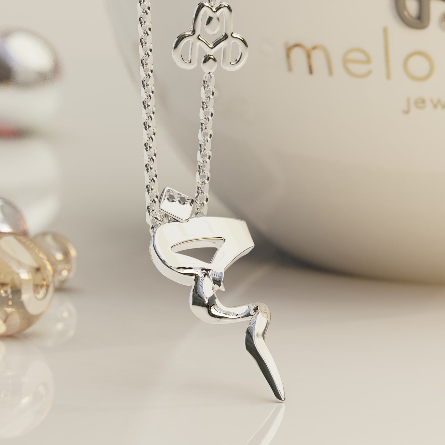 CALLIGRAPHY ࢪº33 | 18K Gold Pendant - Letter 'خ'