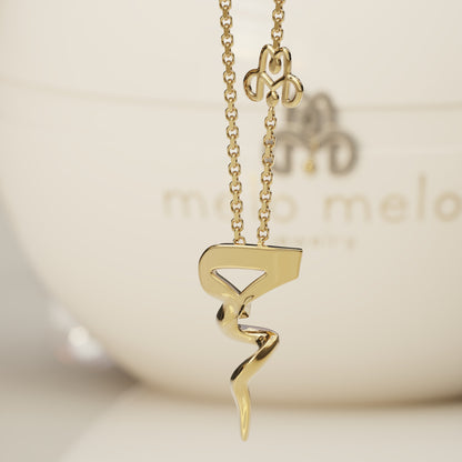 CALLIGRAPHY ࢪº28 | 18K Gold Pendant - Letter 'ح'