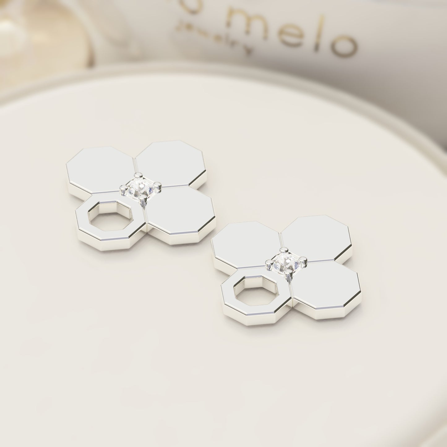 ARABESQUE ࢪº36 | 18K Gold Earrings with Gem Stone