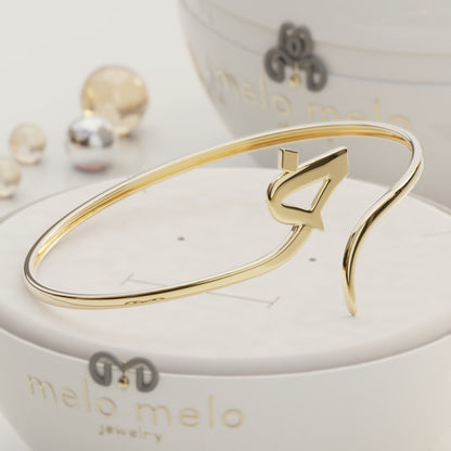 CALLIGRAPHY ࢪº31 | 18K Gold Bangle - Letter 'خ'