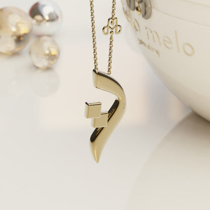 CALLIGRAPHY ࢪº13 | 18K Gold Pendant - Letter 'ت'