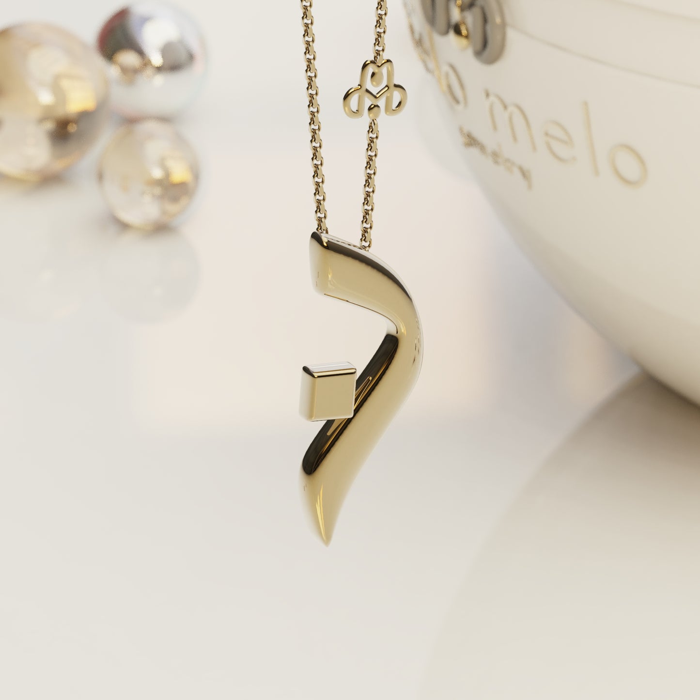 CALLIGRAPHY ࢪº123  | 18K Gold Pendant - Letter 'ن'