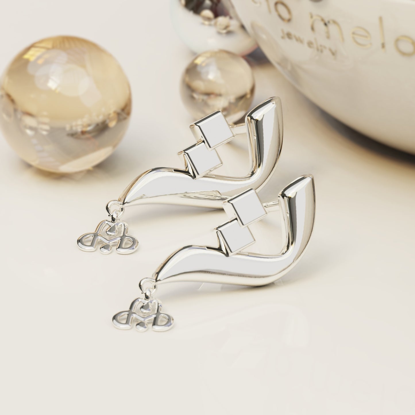 CALLIGRAPHY ࢪº12  | 18K Gold Earrings - Letter 'ت'