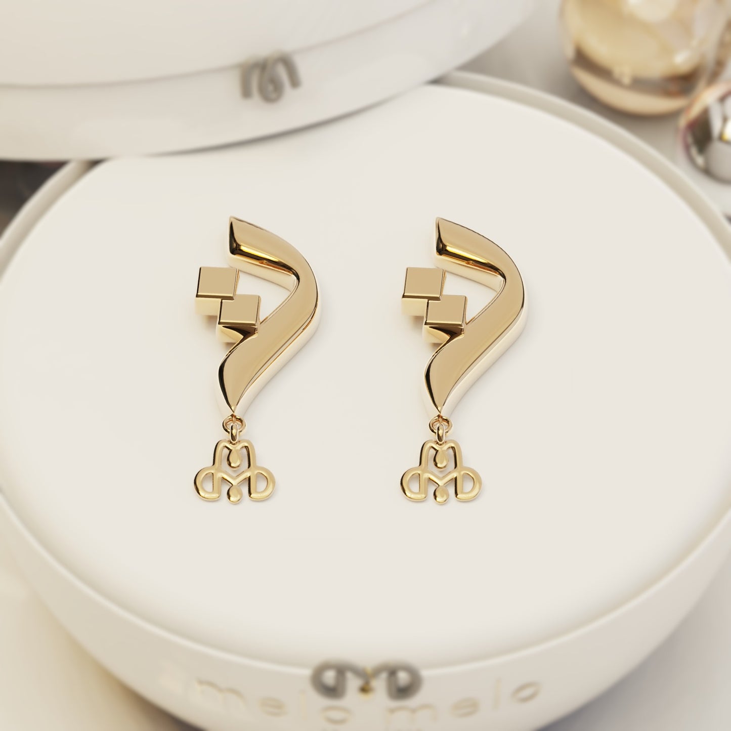 CALLIGRAPHY ࢪº12  | 18K Gold Earrings - Letter 'ت'
