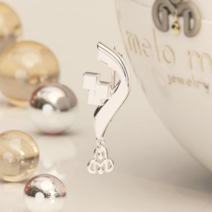 CALLIGRAPHY ࢪº20 | 18K Gold Pin - Letter 'ث'