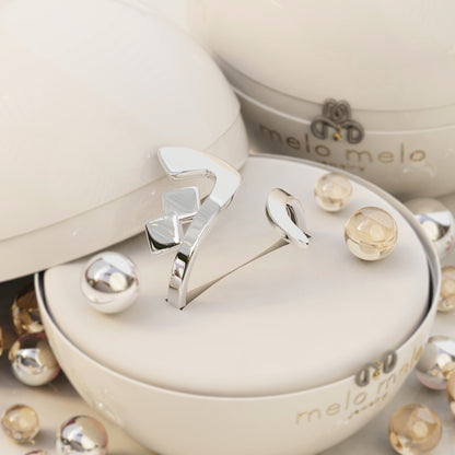  18k الخط العربي ࢪ°14 | خاتم حرف "ت" من الذهب